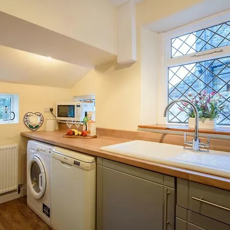 Labernum Cottage, Ingleton, Yorkshire Dales National Park, Famous Three Peaks, Near The District, Pets Are Welcome Ferienhaus