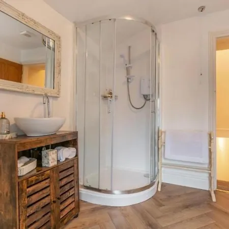 Labernum Cottage, Ingleton, Yorkshire Dales National Park, Famous Three Peaks, Near The District, Pets Are Welcome Dom wakacyjny *