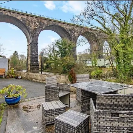Labernum Cottage, Village, Yorkshire Dales National Park, Famous Three Peaks, Near The District, Pets Are Welcome, Direct Parking In Front Of The & Guest Parking بيت للعطل إنغيلتون