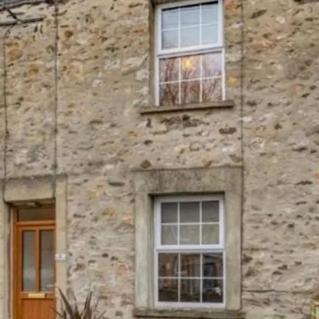 Labernum Cottage, Village, Yorkshire Dales National Park, Famous Three Peaks, Near The District, Pets Are Welcome, Direct Parking In Front Of The & Guest Parking * إنغيلتون